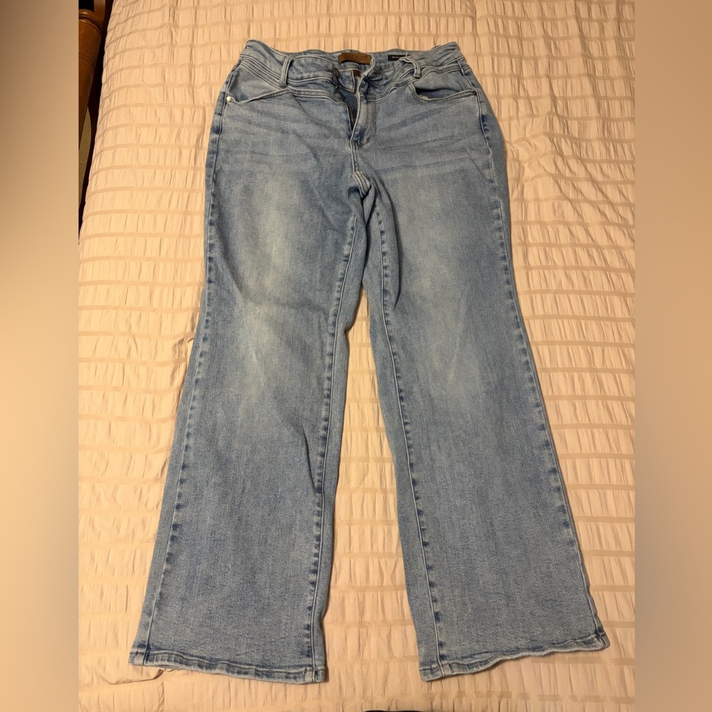 Judy Blue Retro Wide Fit